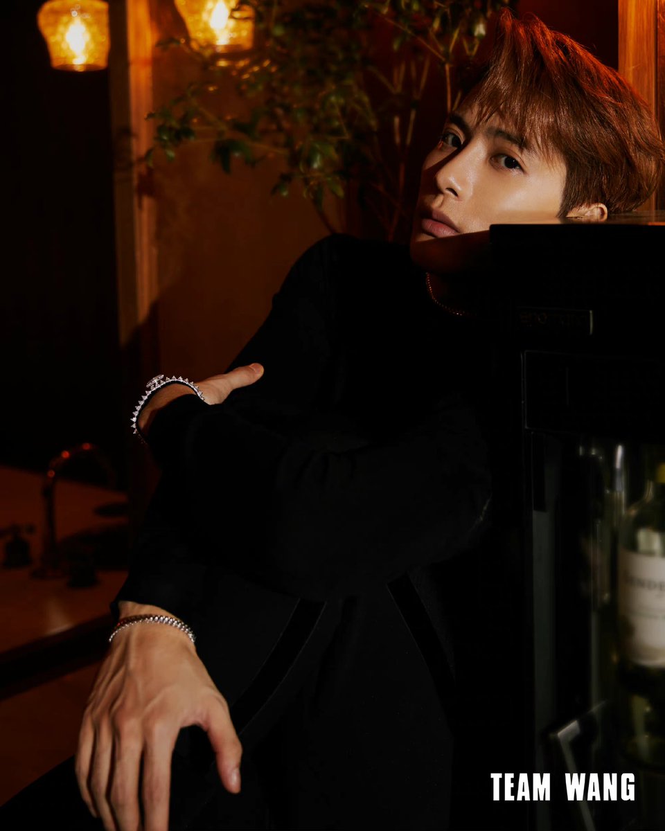Ssongg2_'s tweet photo. อัญชลี วันทา อภิวาท ㅠㅠㅠㅠㅠㅠ อยากกราบเทอค่ะ #jacksonwang https://t.co/djCJ9ouYp4