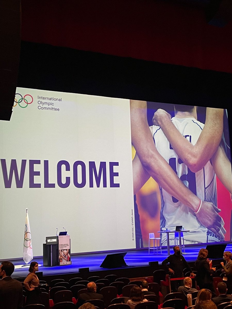 IntFSPT's tweet photo. “Sports physiotherapists are pioneers in their field, critically challenging and evaluating practice, developing new knowledge through research, and disseminating this understanding to initiate changes in practice”

with that in mind - Day 1 of the ⁦⁦@IOCprevConf⁩ https://t.co/v2bH1CC24w