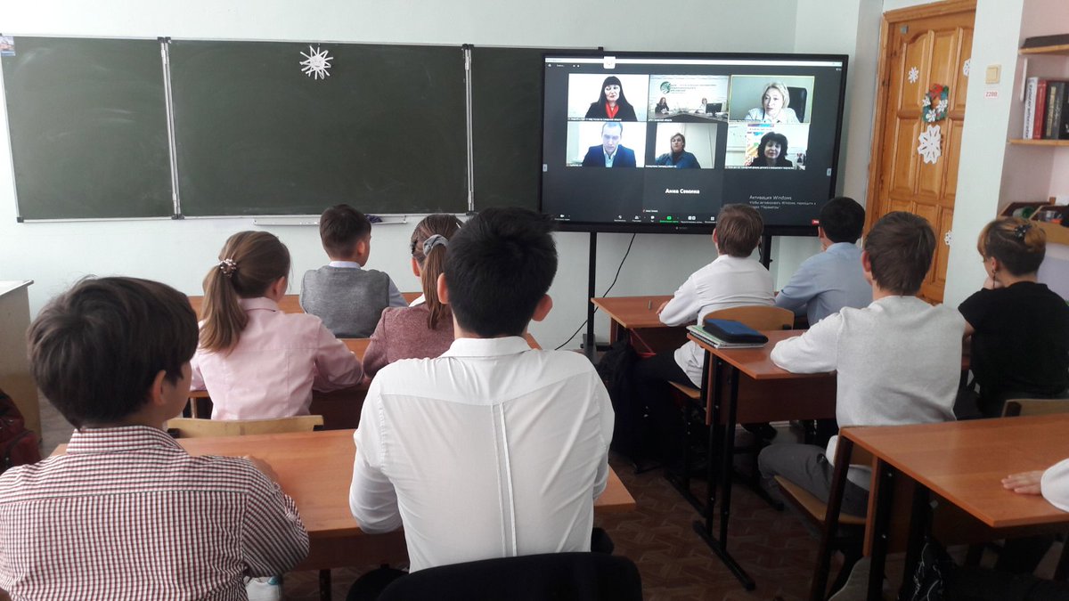 qumAqHHoVtxO2gJ's tweet photo. Обучающиеся 7-9 классы ГБОУ СОШ С.БОБРОВКА приняли участие в конференции "Имею право знать " https://t.co/PiEXz9XhEB