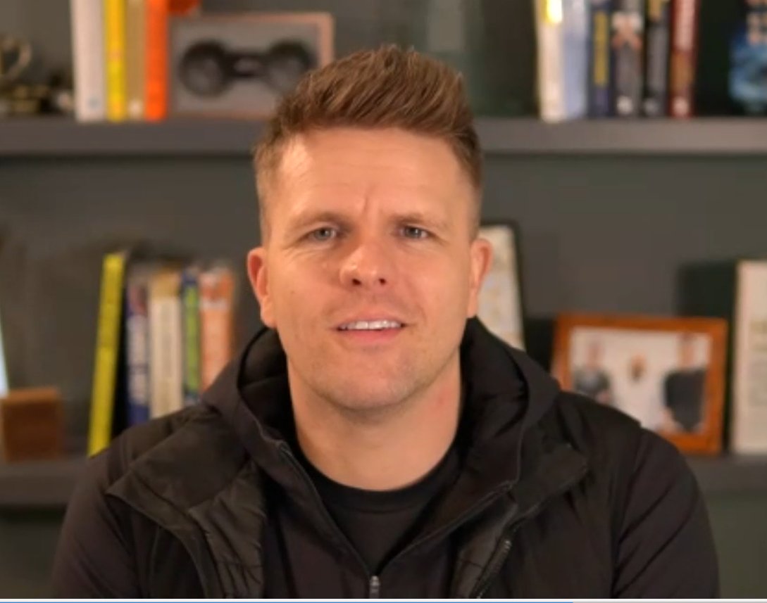 nishmanek's tweet photo. A little bit star struck๐คฉ.
What an amazing way to spend a morning- thank you so much @mrjakehumphrey.
Watch out for this Christmas Special of #TheNextGenCast coming soon for @NextGGP!
๐๐ฎ๐ https://t.co/rYTtO34R1a