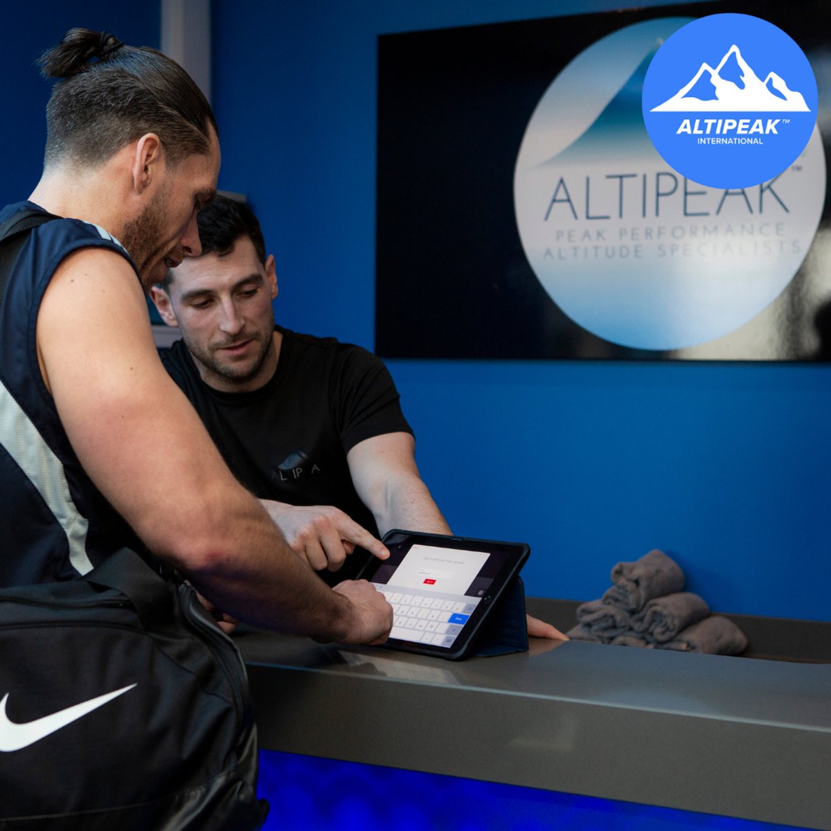 Train at Altitude! Book your classes today!#fitness #gym #dublingyms #fitforlife #fitnessfreak #fitnesstime #fittime #fattifit #gymgoers #dublin #ireland #irishgyms #altitudetraining #altitude #trainataltitude #hypoxictraining