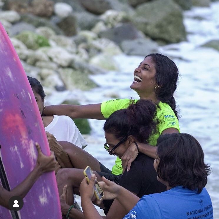 Mayan_17's tweet photo. Still canโt get over yesterdayโs happy feeling. Such a good vibe. Thank you @MSAsurfing @alohasaazu @AyaNaseem @iloveturtlepoo and everyoneโฆ A proud citizen (for a moment, hoping it lasts) ๐๐ฝ๐บ #higherpowered #nostalgia https://t.co/vqZqr0V7fP