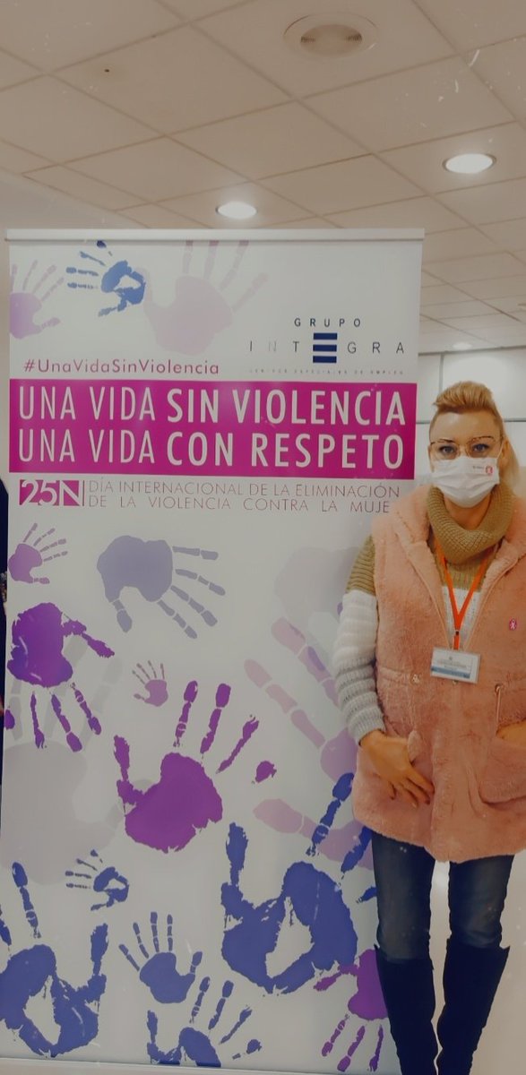 Conchi0201's tweet photo. El personal de Integra CEE y Murcia nos sumamos a la lucha contra la violencia de género. #UnaVidaSinViolencia https://t.co/pvt96uPVKI
