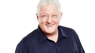StephenFletchUK's tweet photo. Chatting to the brilliant #seanstyles #bbcradiomerseyside #bbc - about all things #scousesleepingbeauty
@royalcourtliv
On around 3.30pm @bbcsounds / 95.8FM / smart speaker @bbcmerseyside https://t.co/OmuB5rIFIe