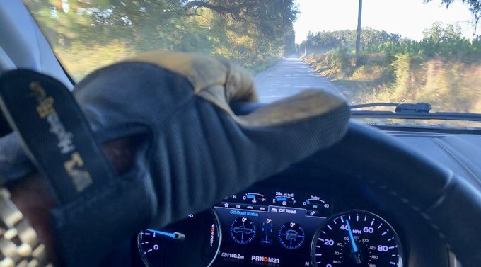 it&rsquo;s that Thursday again.  Give thanks https://t.co/HvTKUPYANb