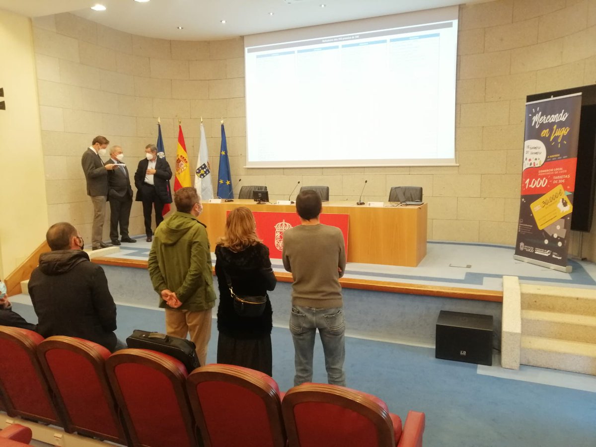 TIC-Servizo de Audiovisuais tweet media