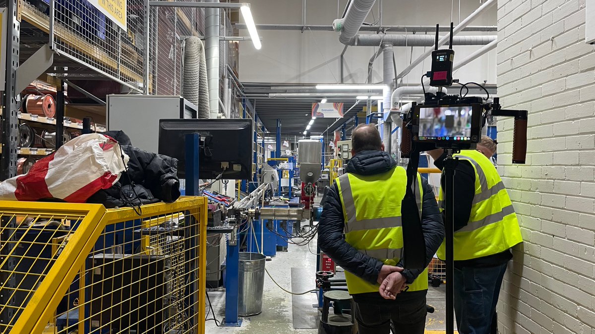 weareblumin's tweet photo. Filming in Farnworth today with @realbigtank.  We’re in safe hands. https://t.co/XIjUVVOSEJ