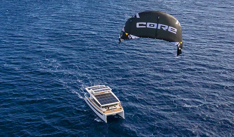 NauticaReport's tweet photo. The SILENT 60 unfolds her ''wings''
https://t.co/mum0bKVJWv
#silentyachts #silent60 #solarpanels #kitewing https://t.co/BlJTG33x5V