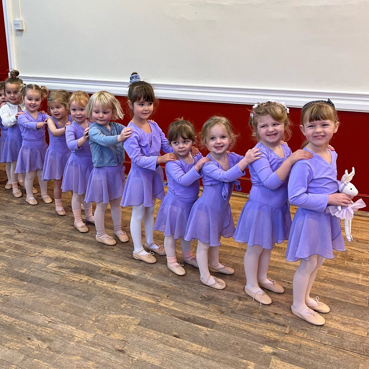 eastern_dance's tweet photo. Some of our ‘Tiny Toes’ aboard Elodie’s ballet train🚂 https://t.co/bM2HMJK4Fl