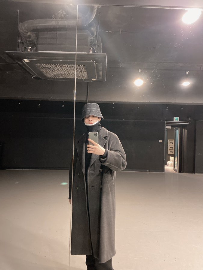 _jellyjake's tweet photo. มีชั้นเชิงสุดละคนนี้ ปิดสีผมทุกคัม แต่ผมสีเดิม55555555555 https://t.co/2oUQBaVqVl