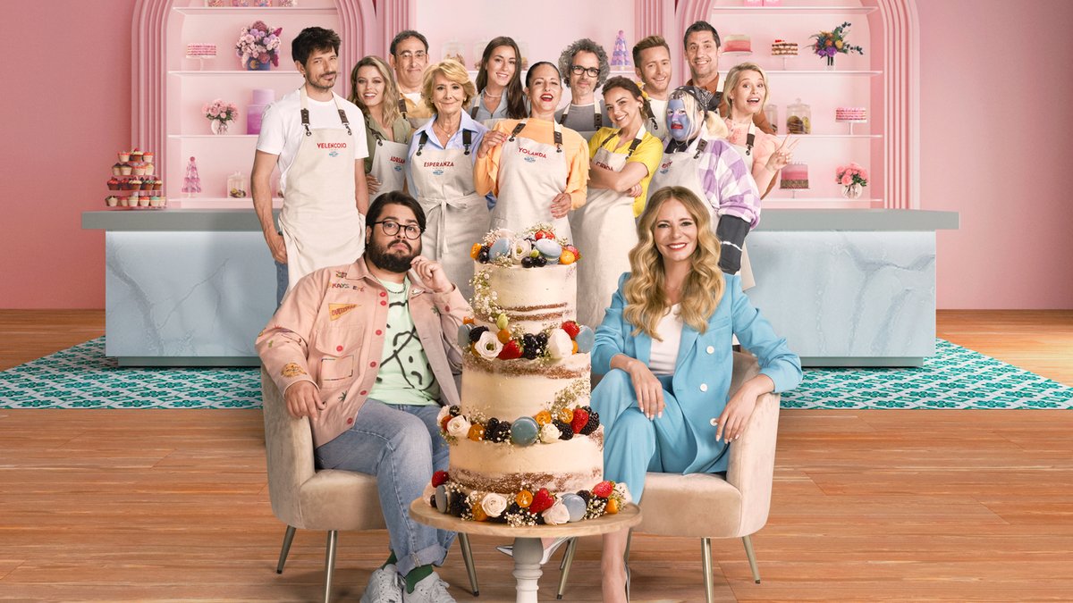 el 16 de diciembre llega #CelebrityBakeOff, tengo tiempo para pillarme un molde, una paleta, una báscula y un ÚNICO ingrediente: azúcar 🥰
