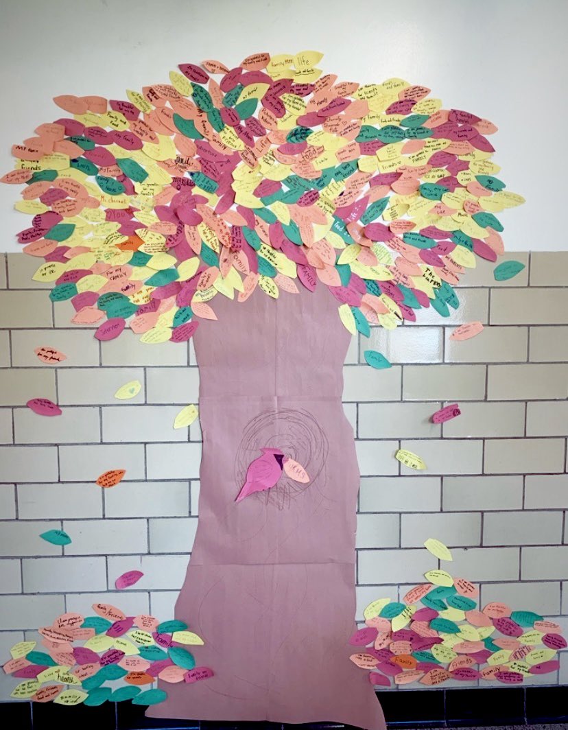 CounselingWrms's tweet photo. We are thankful for our students, today &amp; every day!!! Happy Thanksgiving! https://t.co/ZrdypYcMEE
