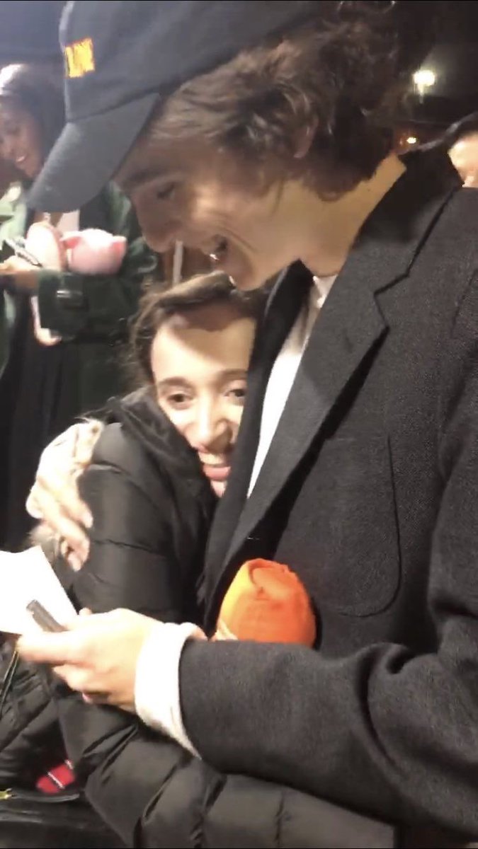 littlewomn's tweet photo. ⓘ this user needs a hug from timothée chalamet. https://t.co/dXUt09g8Rq