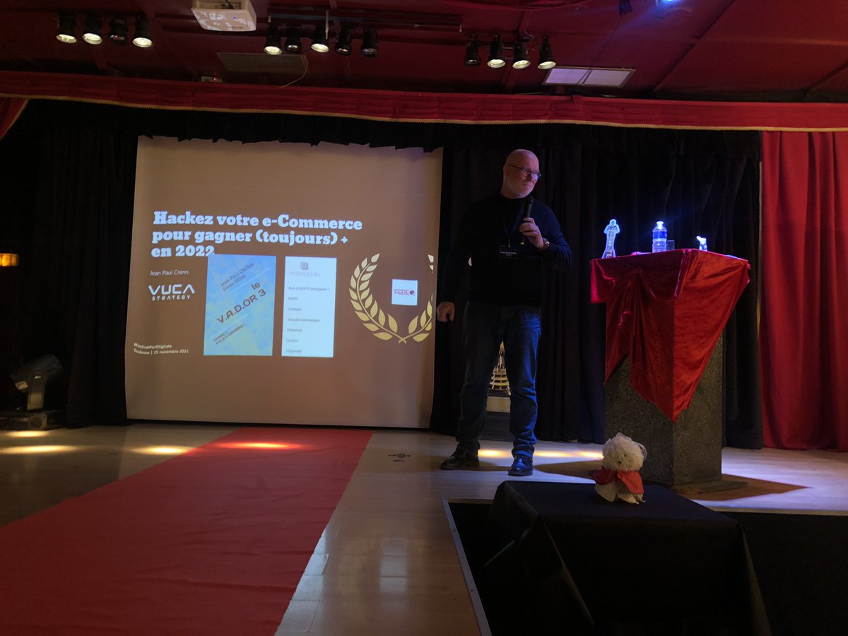 Comment faire exploser votre e-commerce en 2022 ? <a href="/jpcrenn/">jean-paul crenn</a> de <a href="/VUCA_Strategy/">VUCA</a> vous dévoile 5 Hacks pour gagner (toujours) plus ! #FestivalPerfDigitale