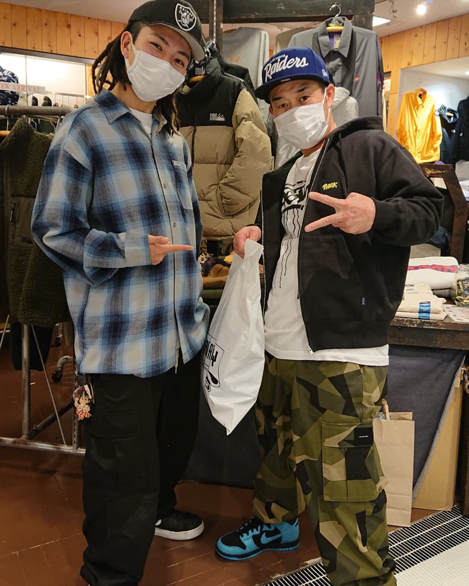 Hisashi1128's tweet photo. 楽しいショピン🛍️
#blackanny
#blackannyfujisawa
#pnck
#flatlux
#unclepaulies
#dickies
#thenorthface https://t.co/WBVfFlAALk