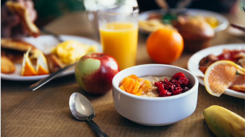 VilleNanterre's tweet photo. #Atelier
L'asso #Endat avec ces ateliers #gratuits, vous propose ce week-end « Petit-déjeuner, brunch, allier #gourmandise et bien-être » 🍎 🍞 N'oubliez pas de vous inscrire ➡️ https://t.co/2dhUBIrfK0
📆 27/11
🕙 10h à 12h
📍 Château de #Nanterre - 75, allée des Parfumeurs https://t.co/FHQvayNCNX