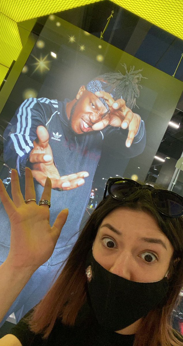 hello <a href="/KSI/">ksi</a> 🤩 @JDSports