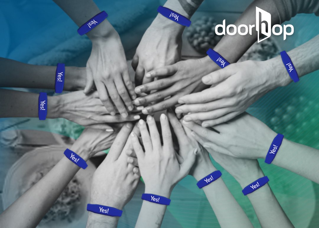 acumenian's tweet photo. Happy Thanksgiving! This holiday season let’s be thankful, get together safely and share the gift of love and peace of mind 
.
.
.
. #doorhop #doorhopAPP #acumenian #discoverwhatsnotevident #happythanksgiving 
https://t.co/e7X5Sm4etR https://t.co/UaVSQkVsG4