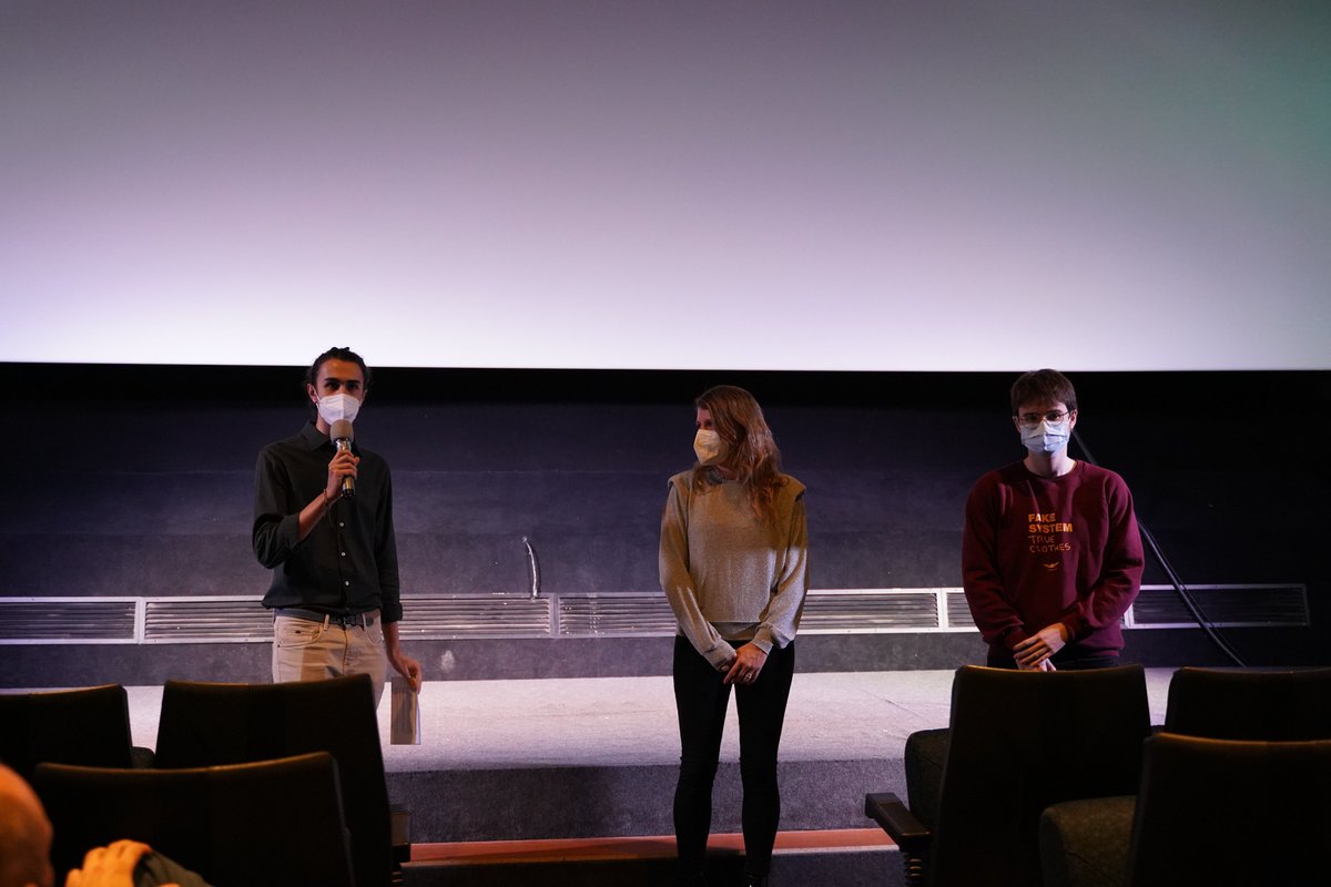 mujeres_decine's tweet photo. Así vivimos el estreno de LIBERTAD con la directora @clararoquet el pasado viernes 19 de noviembre👉 NOSOTRAS CONTAMOS 👈 en @Cinemes_Girona y colaboración de #JovenesProgramadores @MovingCinema_ , un programa de @abaoaqu_ .
💜 @instmujeres @lastormedia @Avaloncine https://t.co/lAWOoljqmu