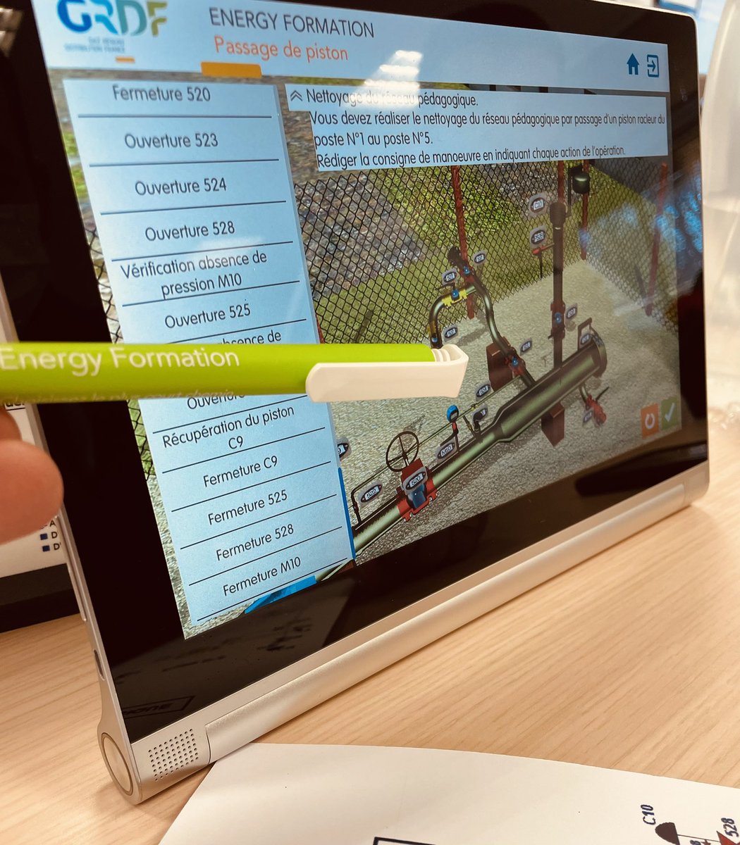 GuillaumeUrny's tweet image. Ce matin, formation technique au passage de piston sur un réseau de transport de gaz ( @GRTgaz ) chez @EnergyFormation ! La simulation digitale avant la mise en pratique terrain en toute sécurité! Top top top! 

#formationdigitale #formation #digital @GRDF