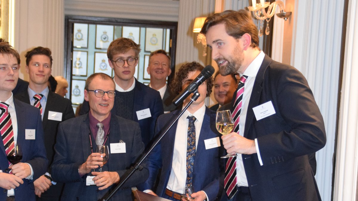 oldabingdonians's tweet photo. What connects a room full of OAs, current and former staff, a great venue and superb speeches?  Last night's OA Club London Drinks Reception of course held @TheRAFClub in Piccadilly. https://t.co/E5tRW4KeoZ