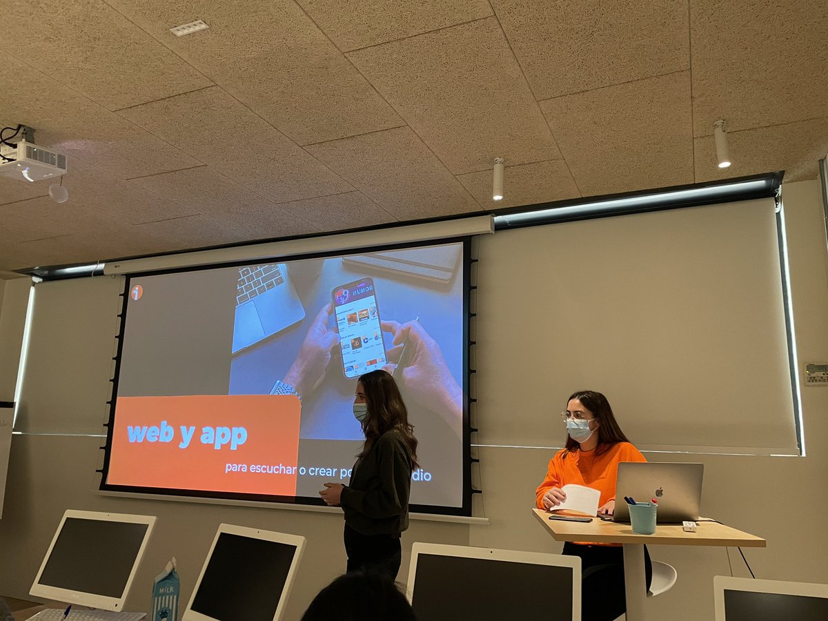 klkagencia's tweet photo. Hoy, las tripulantes @maria_alvaresSM y @laura_mesmar  del #equipo221 presentan #ivoox como plataforma de Marketing Digital para creación de podcasts. https://t.co/G1Gtar4KC7