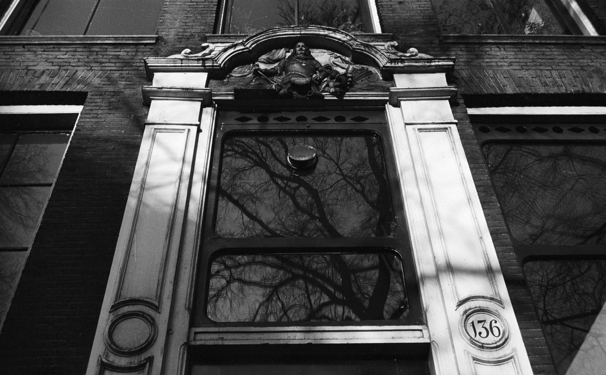 erfgoed020's tweet photo. Groen grachtenpand op de Oudezijds Voorburgwal | Erfgoed van de Week

Lees het hier: https://t.co/SEAsy6wPeg

#erfgoed #amsterdam #duurzaamheid #monument https://t.co/D20XoTbycw