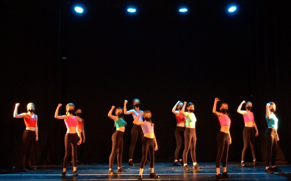 BeatsBath's tweet photo. Tech and Street dancers performing at @bathcarnival at The Komedia❤️💃🏻🤩 #bathcarnival #performance #dance #lovedance #dancers #dancetechnique #streetdance #theatres #theshowmustgoon https://t.co/Xdl1YjlBhq