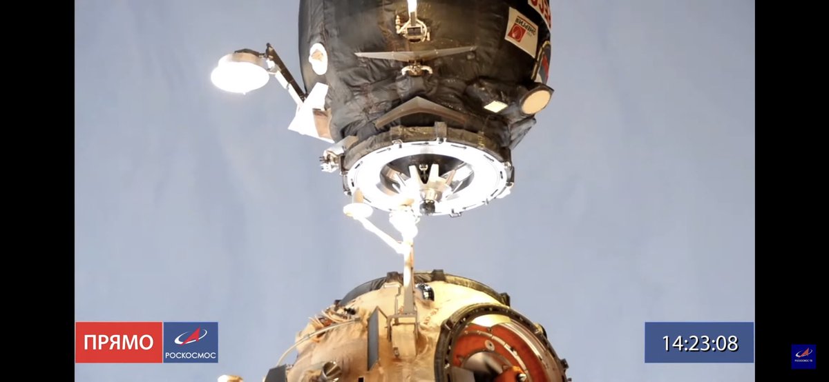 parthiiban's tweet photo. Progress MS17 undocked #ISS #ProgressMS17 #ProgressMS https://t.co/QHvkyzHDId