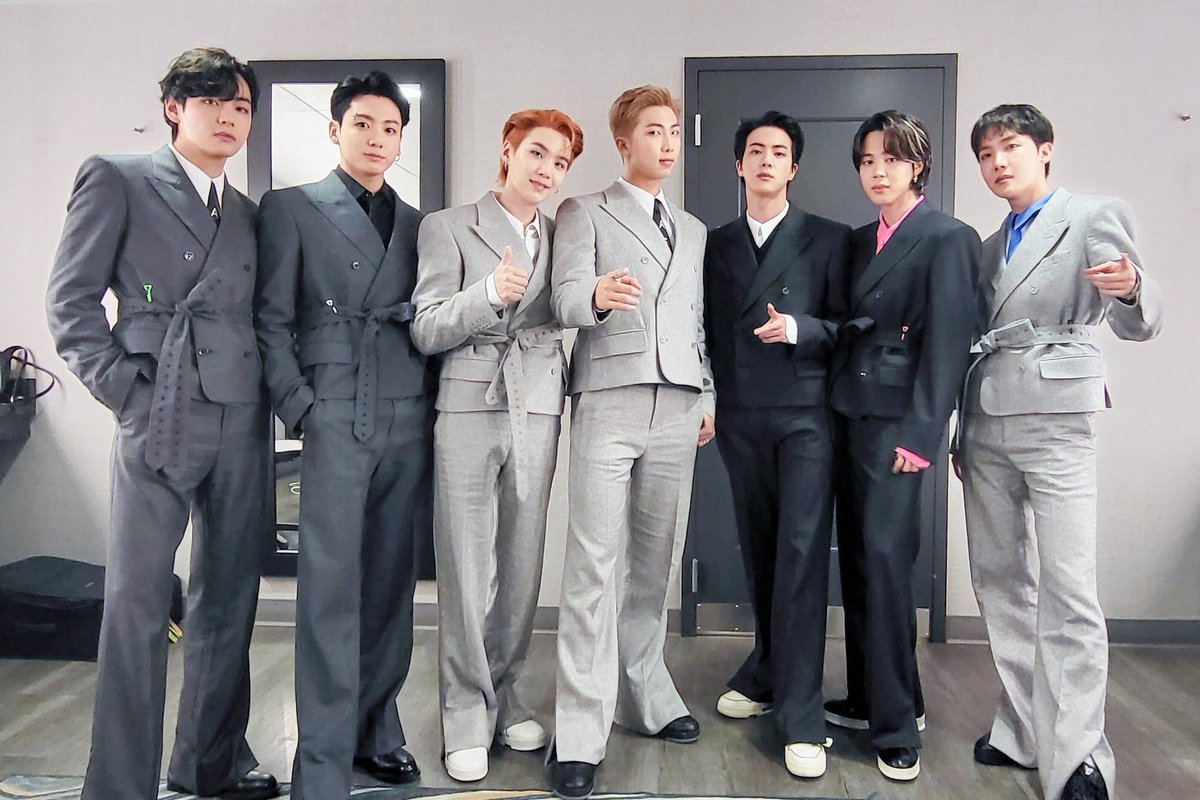 bngocc192's tweet photo. Cố lên đi nào mọi người
I vote for #bts at the #MAMAVOTE 2021 

POWERVOTE ARMY ONMAMA https://t.co/OokCBPebNN