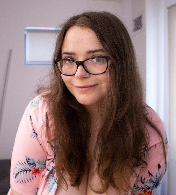 Hi, I'm Ripley, I like showing my tits online for fun, money and attention Pornhub - https://t.co/Feayu33M72 Onlyfans<a href="/tag/bbw"class="tags"><span>#bbw</span></a><a href="/tag/chubby"class="tags"><span>#chubby</span></a><a href="/tag/onlyfans"class="tags"><span>#onlyfans</span></a>