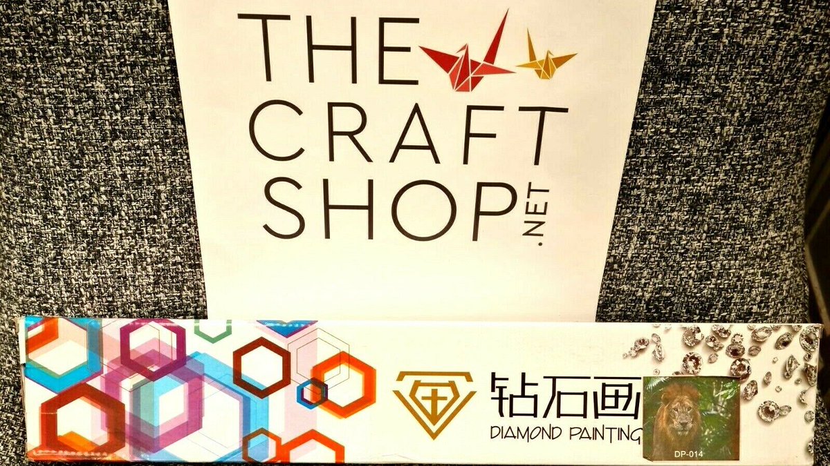 thecraftshop_'s tweet photo. #FreebieFriday Competition 👀👀
We are giving away a Large Diamond Painting Kit as below  🎁🍀  To enter follow us, and retweet this post.
Winner chosen Friday 22nd December 
Running across Twitter, Instagram &amp; Facebook https://t.co/hNWlxf4icz https://t.co/ISYgGveT19