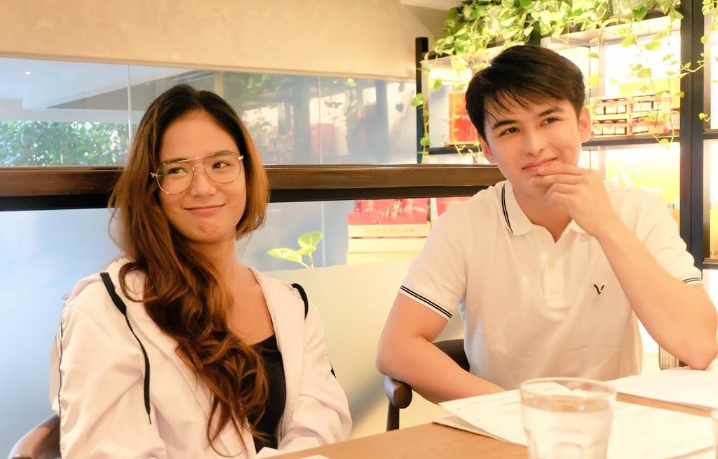 DEVONline_SQUAD's tweet image. [ #DevonSeron | ALV Talents' IG]

Another project 🙌 🤩
#TeeVon #TeeDeeBears 

❤️ LIKE | COMMENT | SHARE ❤️ 
📸 instagram.com/p/CWsmjcivbLt/…