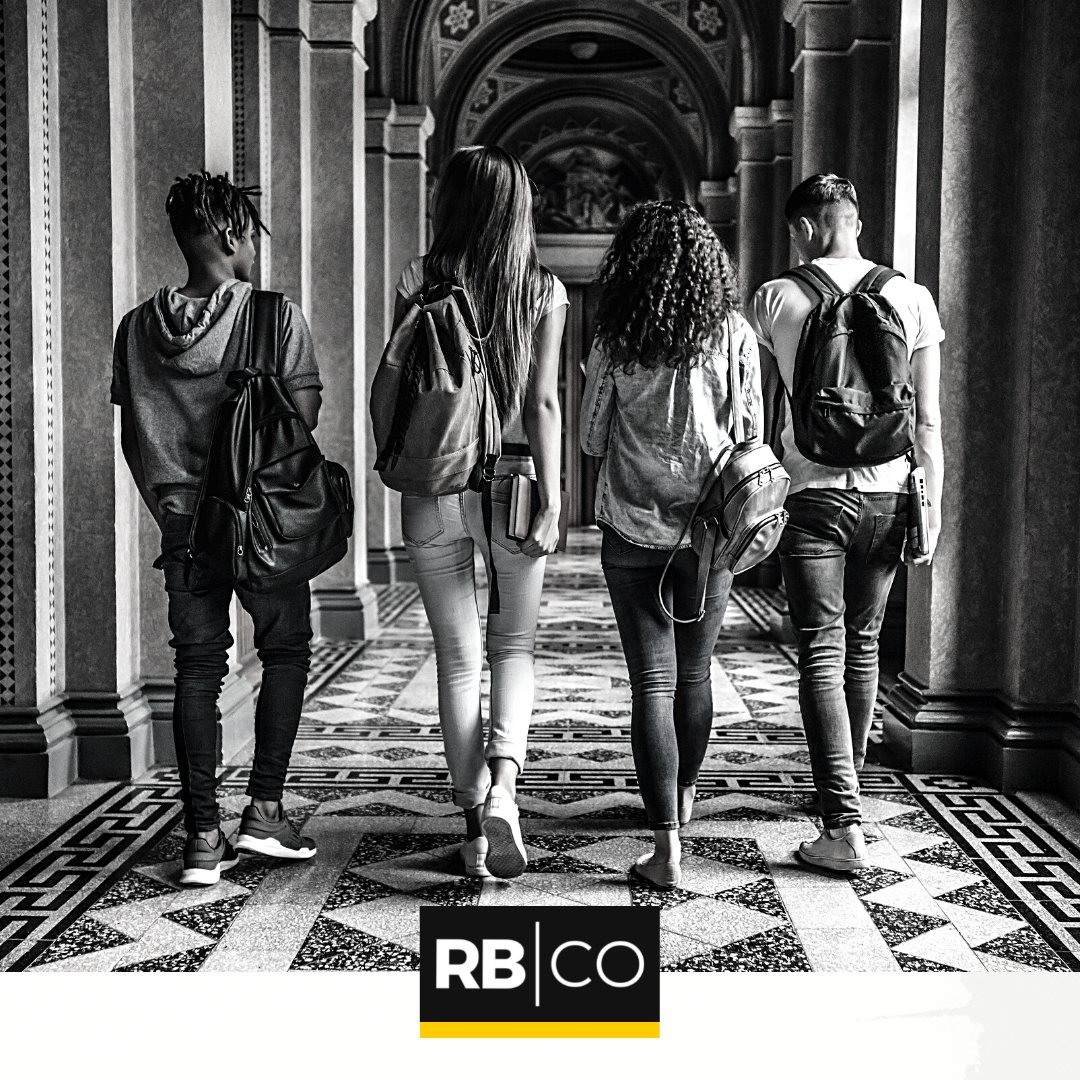 rodrigonews's tweet photo. 🗣️ Os estudantes são o futuro!

O Grupo Mostra de Ideias tem uma veia educacional muito importante e presente desde a sua fundação. Sempre buscamos os melhores perfis de estudantes nas instituições de ensino para atuarem na empresa. https://t.co/2IkVtg0q1W