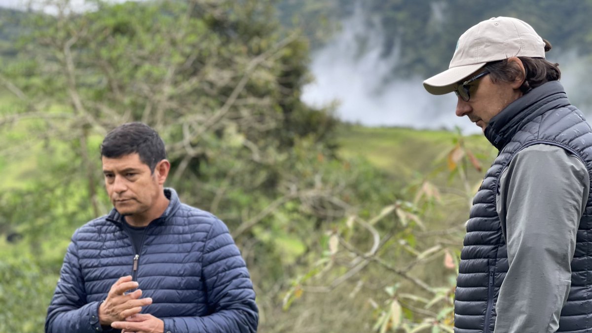 AZimmermannFAO's tweet photo. Visitamos junto a @CropInTech a la comunidad de Yunguilla, beneficiarios de #PaisajesAndinosEC. Analizamos oportunidades de digitalización e innovación que permitan generar mayor eficiencia en prácticas agroproductivas, contribuyendo a fortalecer medios de vida y la conservación https://t.co/9pO6W7vlvV