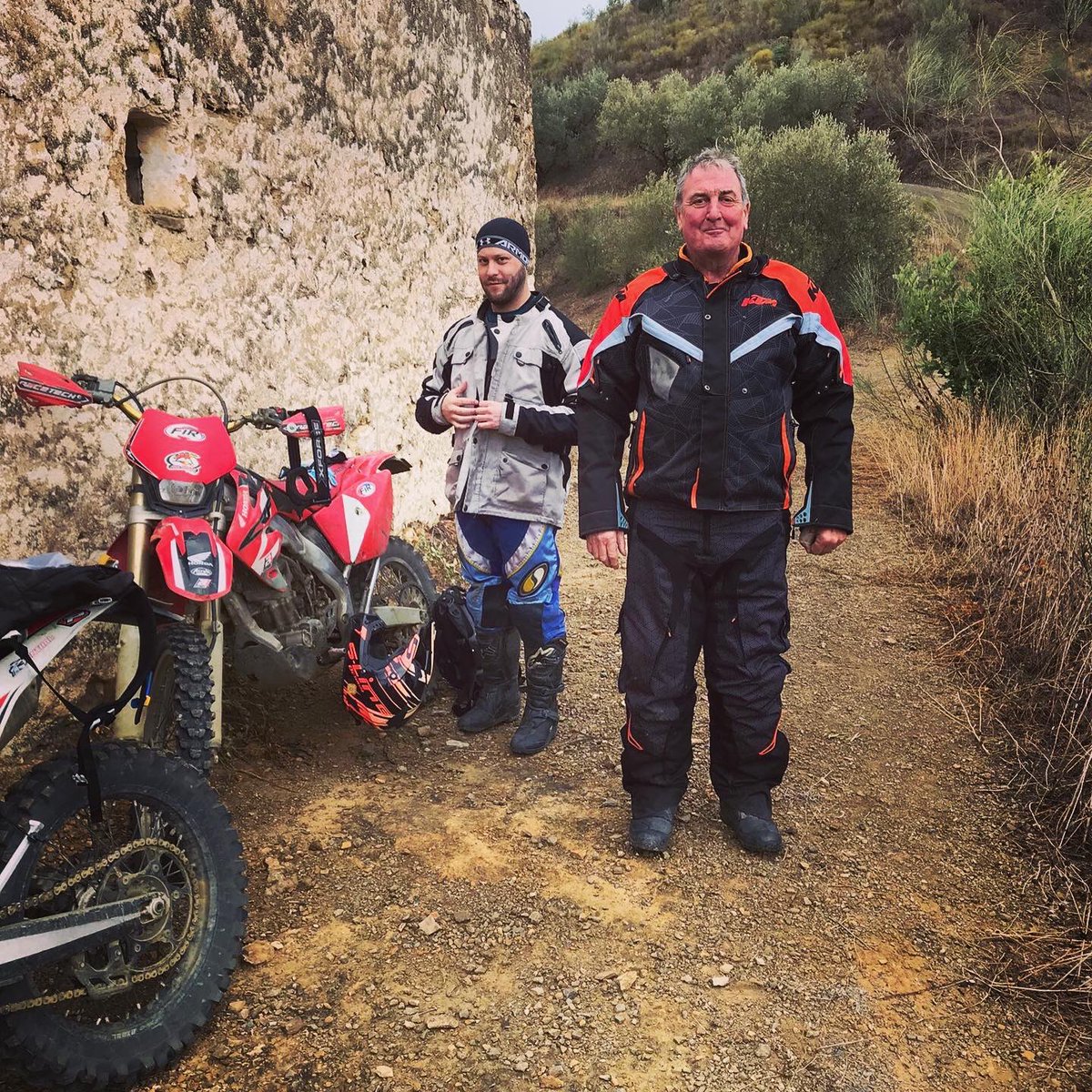 OffRoadingSpain's tweet photo. The big man #trailblazerspro https://t.co/acPZDPuB53