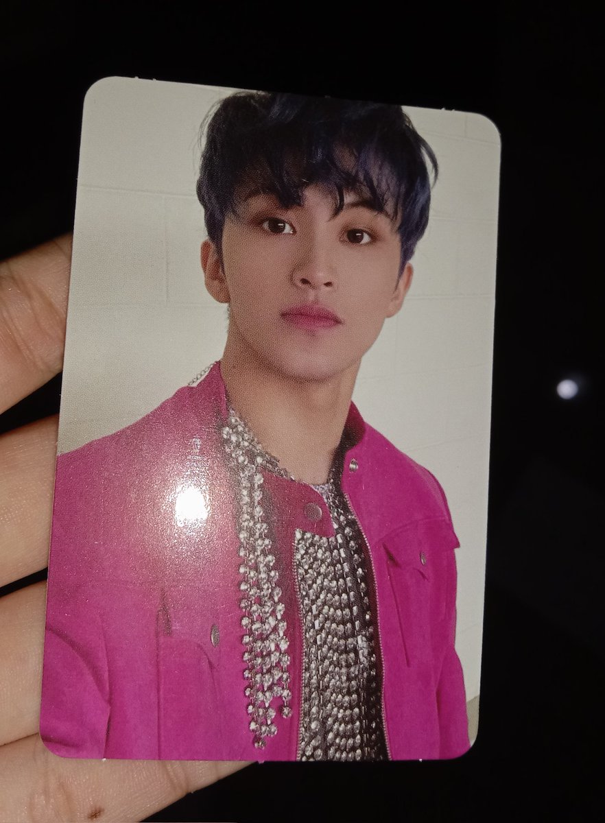 lanceneos's tweet photo. WTS #pasarNCTmy #pasarNCT 

Mark Chilling* - RM25

on hand
have minor defect ;))
postage rm6 wm/rm10 em
accept shoppepay/online banking
dm for more details https://t.co/31cJuQUKxT