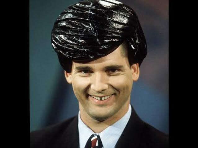 Matthew28051984's tweet photo. @dazzaroo54 The hair didn't move once! https://t.co/peF3rqiVFF