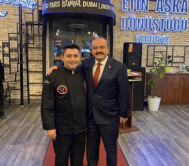 Bolumuzun lezzetleri, marifetli elleri, dünyanın her yerinde 👏

Özbekistan’ın başkenti Taşkent’te kıymetli hemşehrim aşçı Recep Maden kardeşimin misafiri olduk.

Başarılarının devamını dilerim.