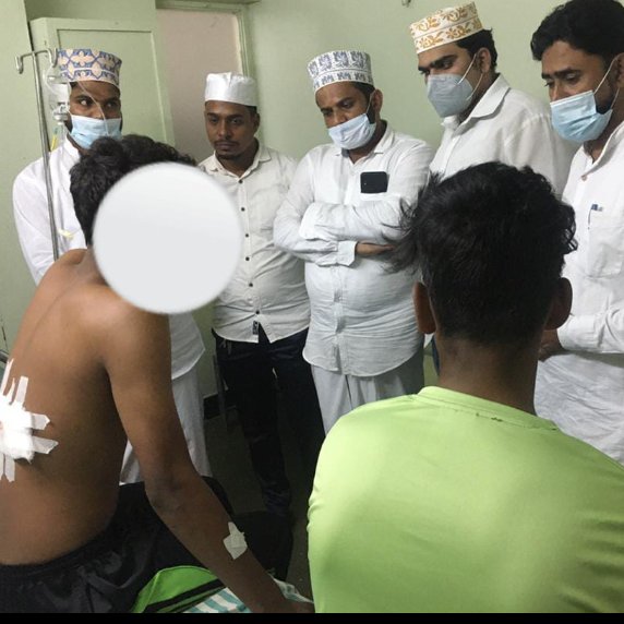 kousary_anees's tweet photo. ಕೊಂಬೆಟ್ಟು ಶಾಲೆಯಲ್ಲಿ ತ್ರಿಶೂಲ ಧಾಳಿಗೊಳಗಾದ ವಿಧ್ಯಾರ್ಥಿಗಳನ್ನು ಭೇಟಿಯಾದೆ.ಶಾಲೆಯಲ್ಲಿ ತ್ರಿಶೂಲ ಹಿಡಿದು ರಕ್ತ ಚೆಲ್ಲುವ ಹೀನಾಯ ಸ್ಥಿತಿಗೆ ರಾಜ್ಯ ತಲುಪುತ್ತಿದೆ. ಪೋಷಕರೇ,ನಿಮ್ಮ ಮಕ್ಕಳ ಕೈಗೆ ತ್ರಿಶೂಲ ಕೊಟ್ಟವರನ್ನು ದೂರವಿಡದಿದ್ದರೆ ತಿರುಗು ಬಾಣವಾಗಿ ಒಂದೊಮ್ಮೆ ಆ ತ್ರಿಶೂಲ ನಿಮ್ಮ ಮಕ್ಕಳಿಂದಲೇ ನಿಮ್ಮ ನೇರ ಬಳಸಲ್ಪಟ್ಟರೂ ಅಚ್ಚರಿ ಇಲ್ಲ! https://t.co/2viTA5Rq45