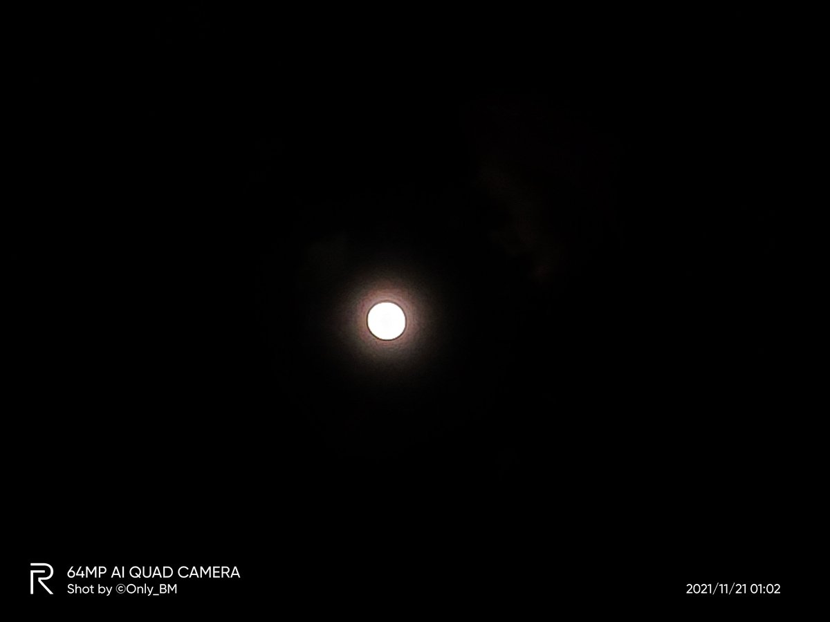 ImBibhuduttaIND's tweet photo. #Moon #AmazingPhoto
The Midnight🕛 Moon🌙
Self Satisfaction Is The Key-One😉
#ExpertMode #RealMe_XT 😁🙂 https://t.co/MqFLs6QALO