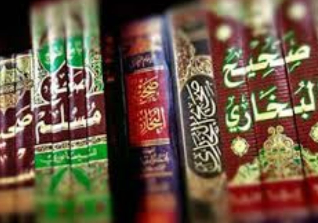 s_s0002's tweet photo. 🍃
.

الصَّحيحانِ تلقَّتهما الأمَّـةُ بالقَبُول ويأتي شذاذُ الأفكارِ الشَّانِئونَ المبتورونَ يطعنُونَ فيهما كذبًا ..
🌸🌸🌸
.
. https://t.co/TGJe4GOuFs