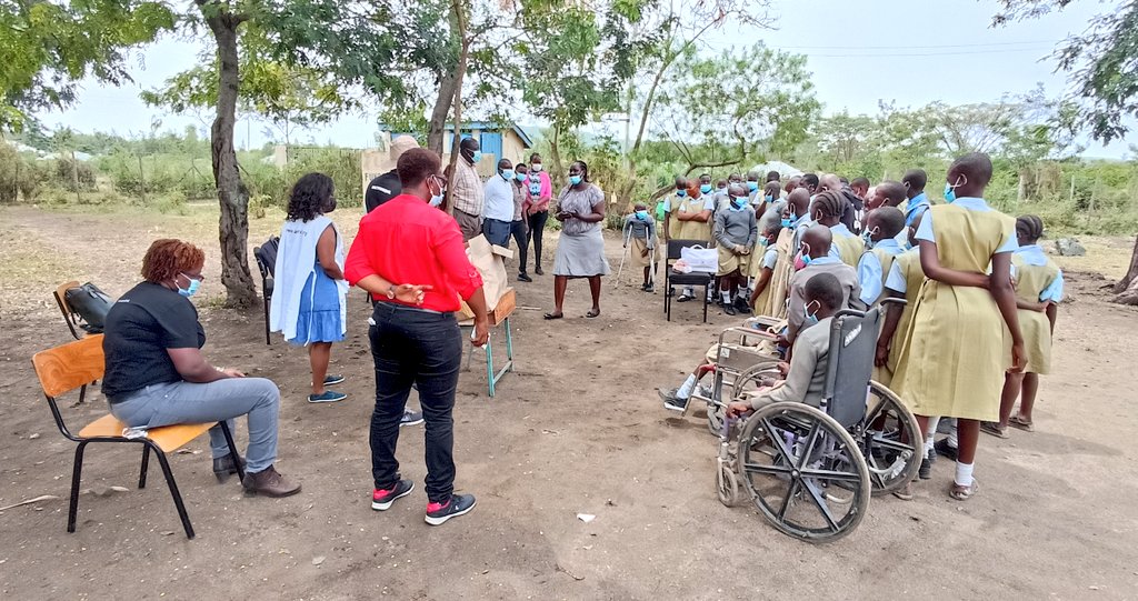 Amref_Kenya's tweet photo. Challenges faced by special needs schools include;
1⃣ Inadequate sanitation facilities such as toilets,
2⃣ Inadequate support staff,
3⃣ Inadequate visual learning materials
4⃣ Inadequate (none) menstrual hygiene packs
#AmrefCommunityDialogues #16Days @CanadaDev @AmrefCanada https://t.co/9vuEvqgxon
