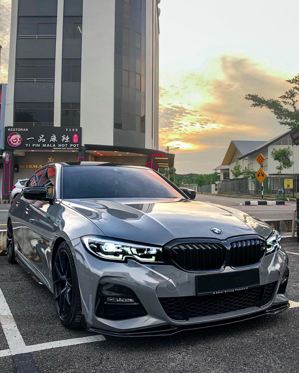 M330i