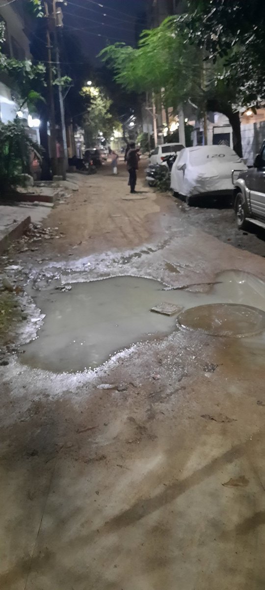 sofia__BRS's tweet photo. @GadwalvijayaTRS @CommissionrGHMC @ACHEALTH_GHMC @ZC_Khairatabad @GHMCOnline @MohdRashedFaraz #AdityaNagarcolony #tolichowki needs your attention the #roadwork pending since a year we residents are facing issues #improperroad #drainageoverflowing #mosquitoesbreeding #accident https://t.co/aKSX90yKeG
