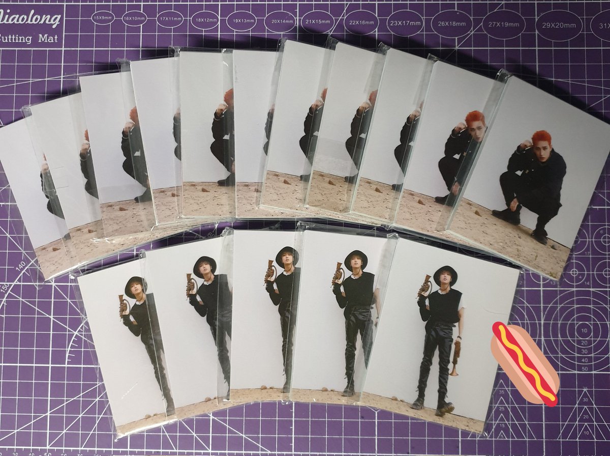 g7skzcarteu's tweet photo. wts lfb ph #GSCSelling

Stray Kids NOEASY pob 

Mini Photobook 
☆ Hyung line (11)
☆ Maknae line (5)
P60 ea

Standard Frame pc
P60 ea

if buying a set, 1 mini pb + 1 frame pc - P100 only

reply/dm to claim 

🏷 skz photocard han jisung changbin seungmin bang chan felix hyunjin https://t.co/xU01cBsHbV