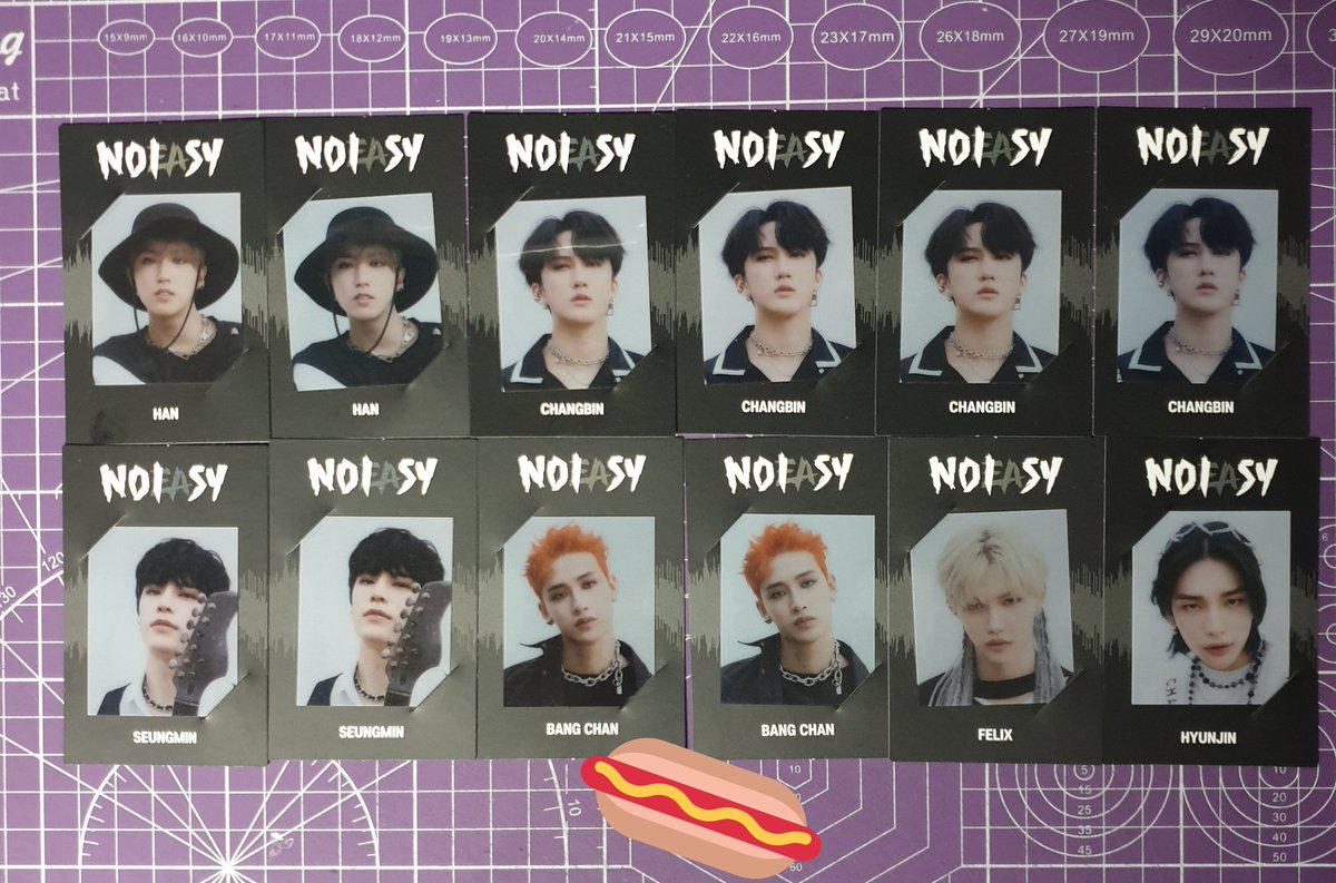 g7skzcarteu's tweet photo. wts lfb ph #GSCSelling

Stray Kids NOEASY pob 

Mini Photobook 
☆ Hyung line (11)
☆ Maknae line (5)
P60 ea

Standard Frame pc
P60 ea

if buying a set, 1 mini pb + 1 frame pc - P100 only

reply/dm to claim 

🏷 skz photocard han jisung changbin seungmin bang chan felix hyunjin https://t.co/xU01cBsHbV