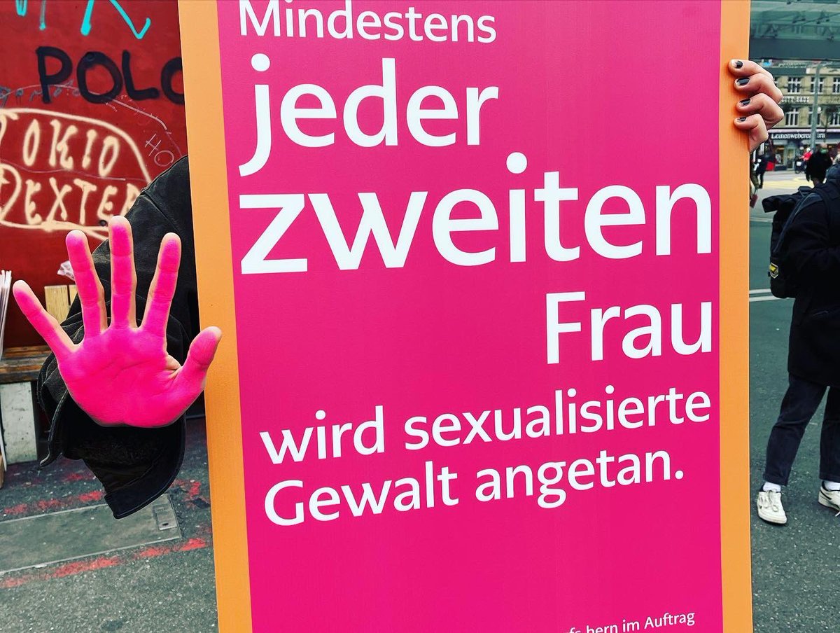 Lancierungsaktion der 16 Tage gegen Gewalt an Frauen 2021 💪👏🧡 Wir haben ein starkes Zeichen gesetzt gegen sexualisierte Gewalt. Auf in die Aktionstage!