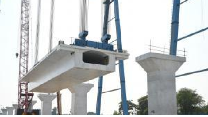 RailAnalysis's tweet photo. NHSRCL erects first full span Box Girder for Mumbai-Ahmedabad High Speed Rail Corridor
Read more...https://t.co/Rq9Oo3X48M
#nhsrcl #erects #mahsr #girder #corridor #infrastructure #construction #bridges https://t.co/lLgZ4e1ik6
