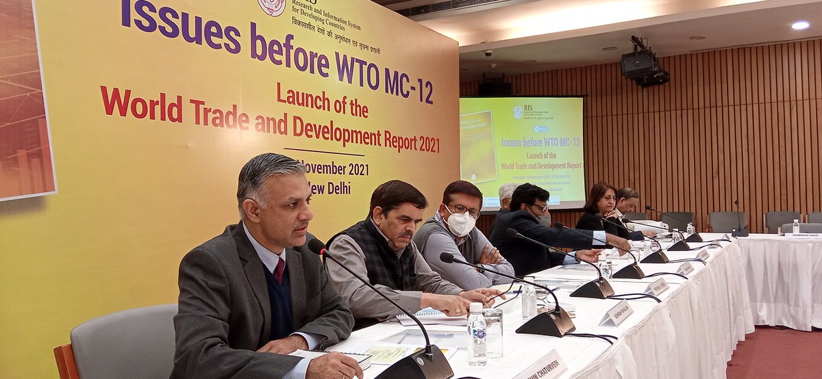 RIS_NewDelhi's tweet photo. Prof @Sachin_Chat sets the context on the release of the World Trade and Development Report #WTDR ahead of #MC12 with unfolding of trade, technology and development linkages https://t.co/qa3W90zGVo
